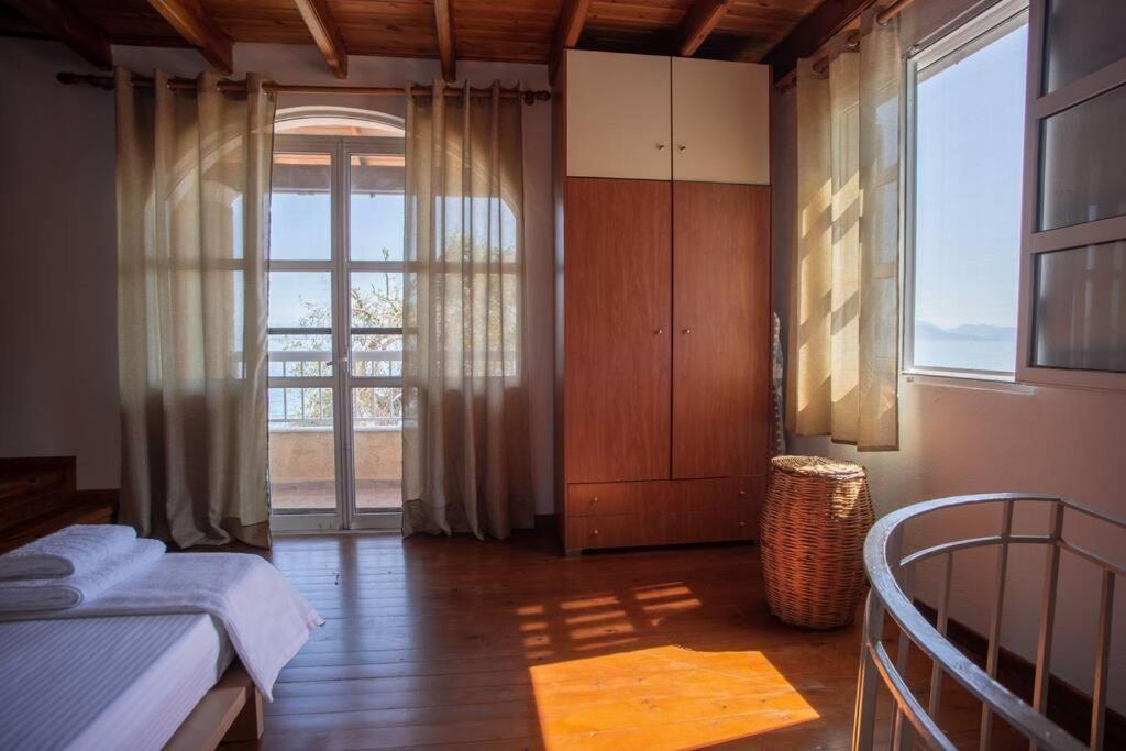 Kohyli Beachfront House Agia Pelagia Chlomou Zewnętrze zdjęcie
